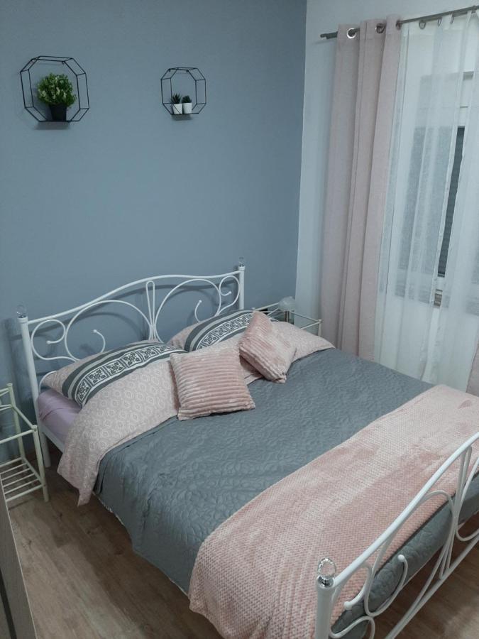 Ferienhaus Karlo Pridraga Esterno foto