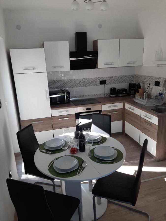 Ferienhaus Karlo Pridraga Esterno foto