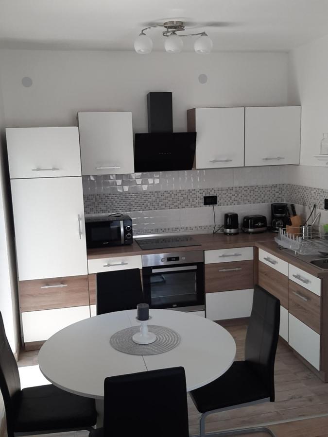 Ferienhaus Karlo Pridraga Esterno foto