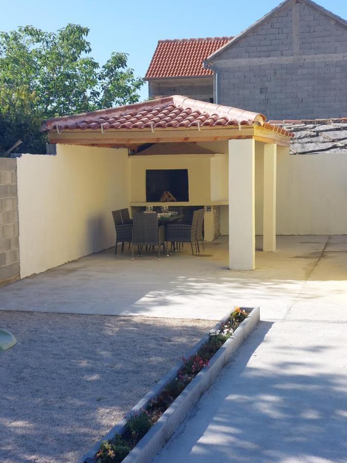 Ferienhaus Karlo Pridraga Esterno foto